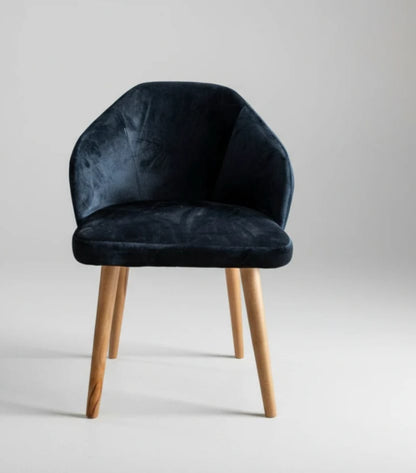 Un fauteuil luxueux une touche de luxe au premier coup d’œil.